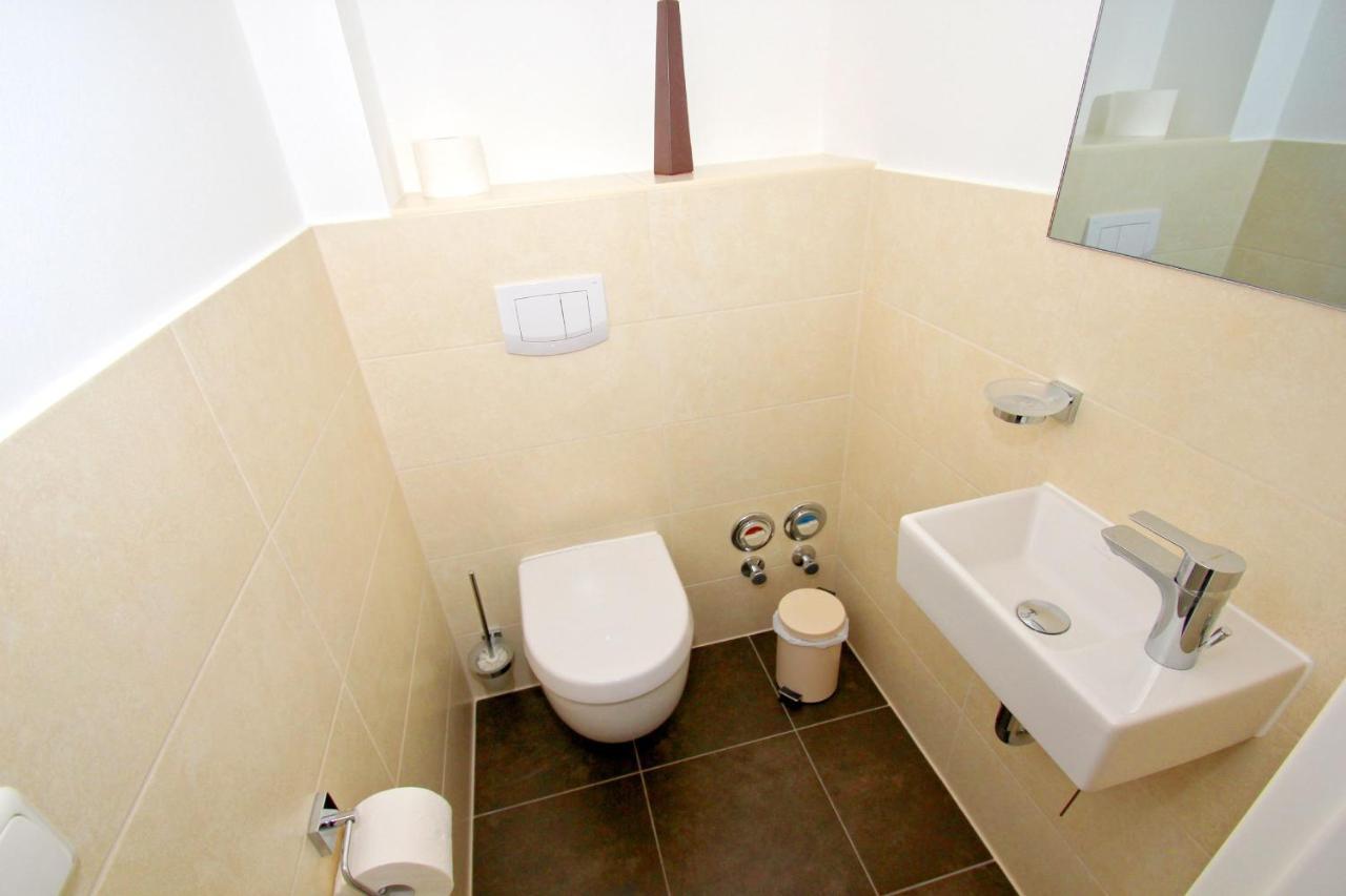 Hafennahe Penthousewohnung Mit Meerblick - Hafenresidenz Lauterbach Fewo 2-7 Exterior foto